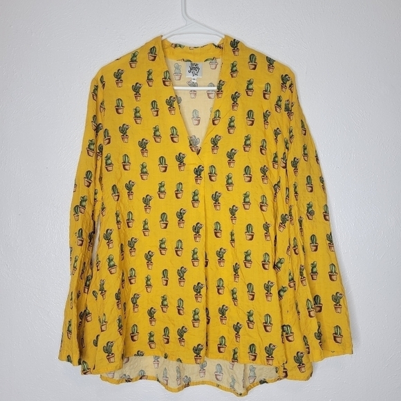 ivy jane Tops - Ivy Jane Cactus Mustard Blouse Women's Size Small